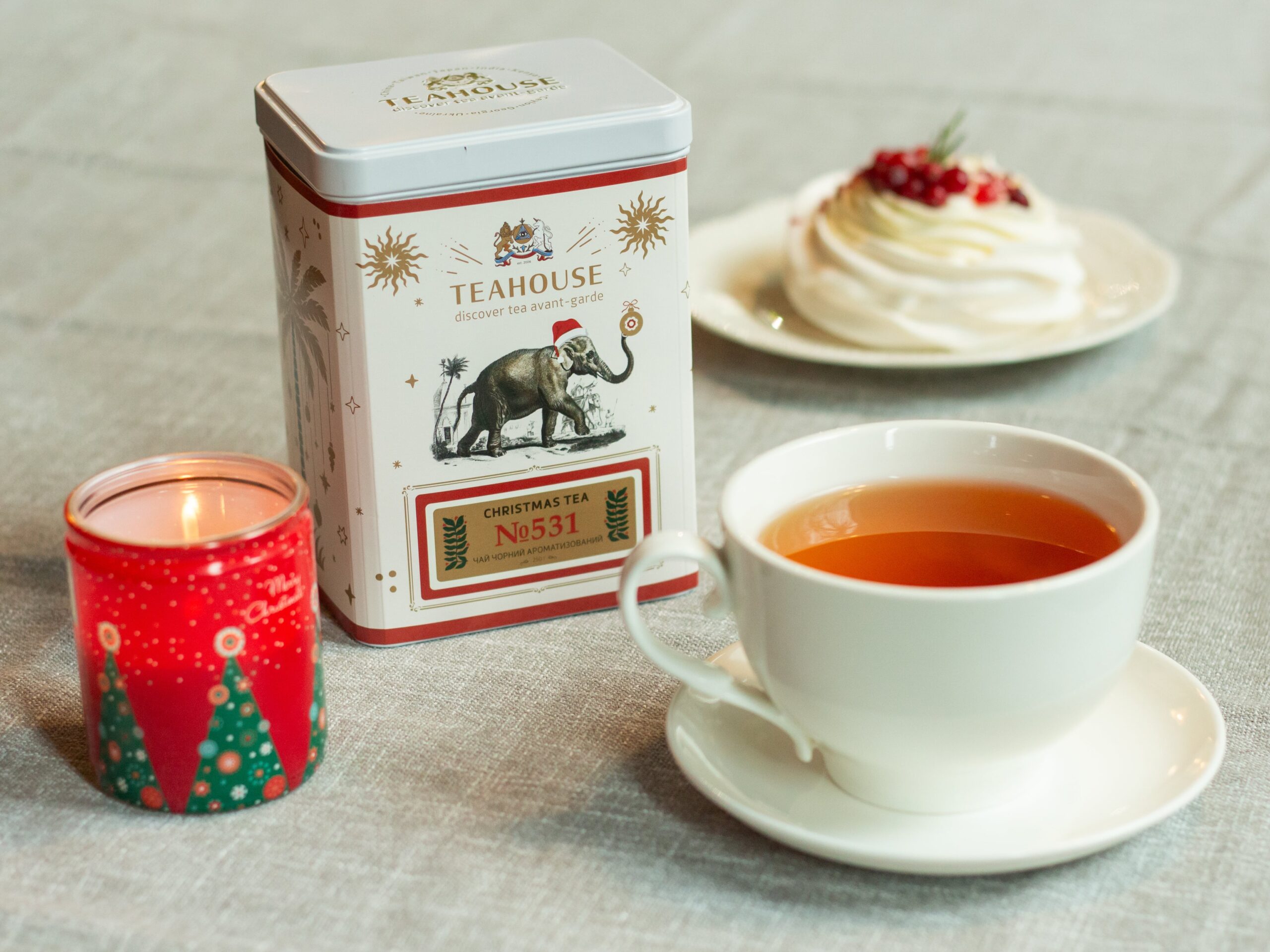 Чай Christmas Tea №531 у металевій банці, 250г Чай Christmas Tea №531 у металевій банці, 250г